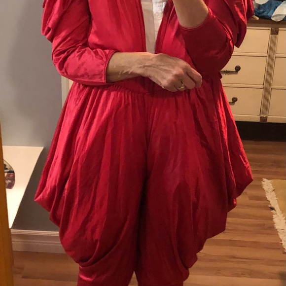 Retro Gem: Vintage 1980s Women’s Red Bodysuit - Picture 1 of 5